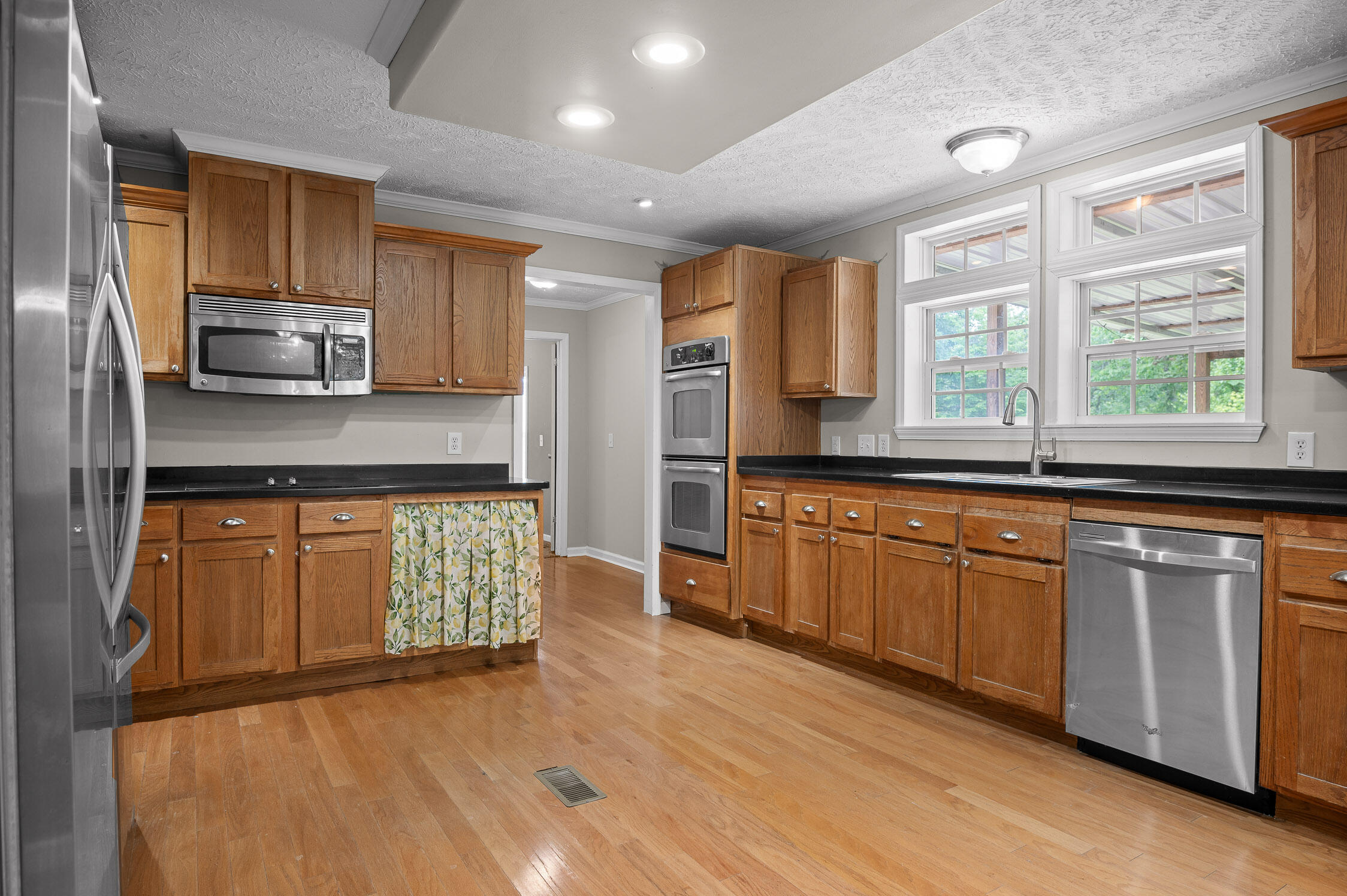 8609 Kevin Lane, Harrison, Tennessee image 10