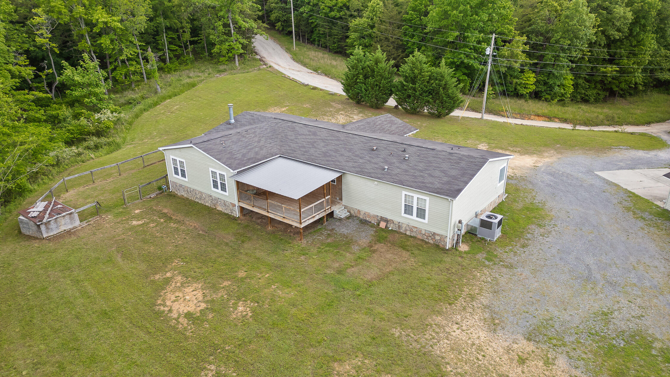 8609 Kevin Lane, Harrison, Tennessee image 38