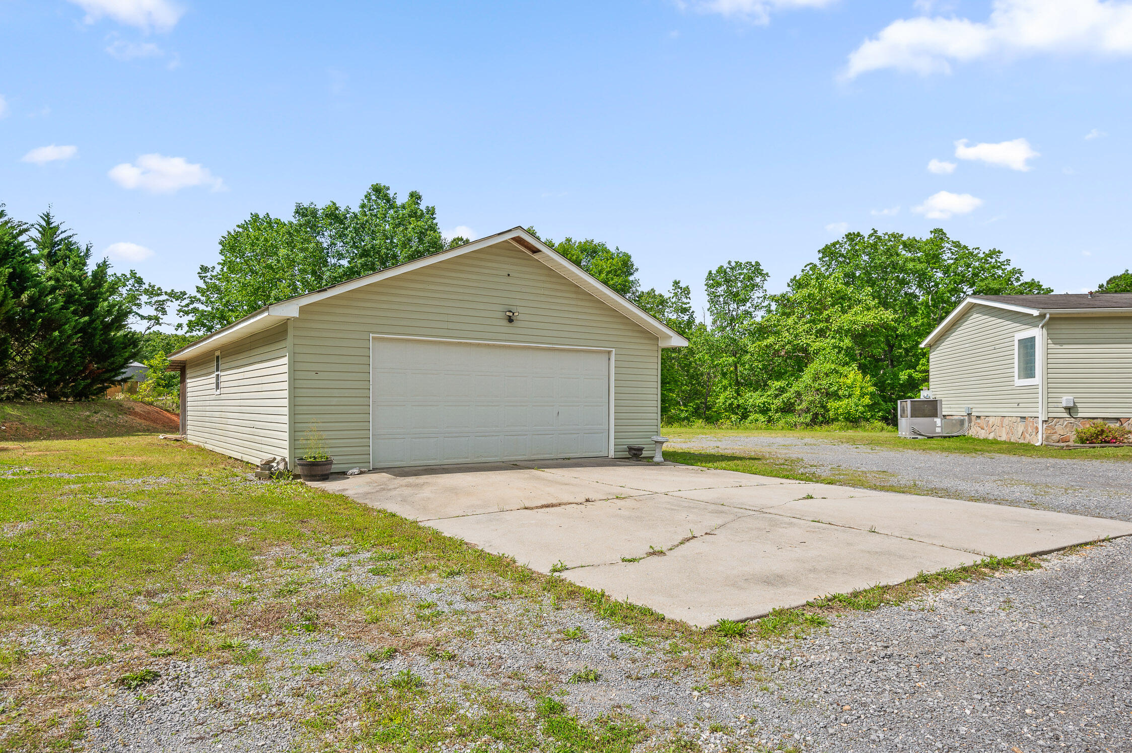 8609 Kevin Lane, Harrison, Tennessee image 40