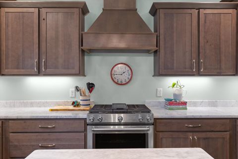 Tiny photo for 2238 Peterson Drive, Chattanooga, TN 37421 (MLS # 1523198)