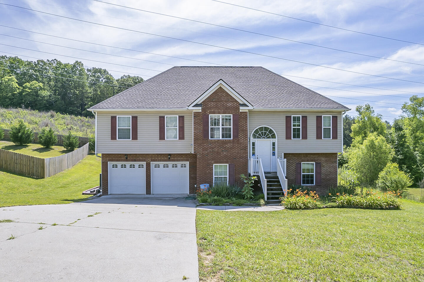 7637 Passport Drive, Ooltewah, Tennessee image 1