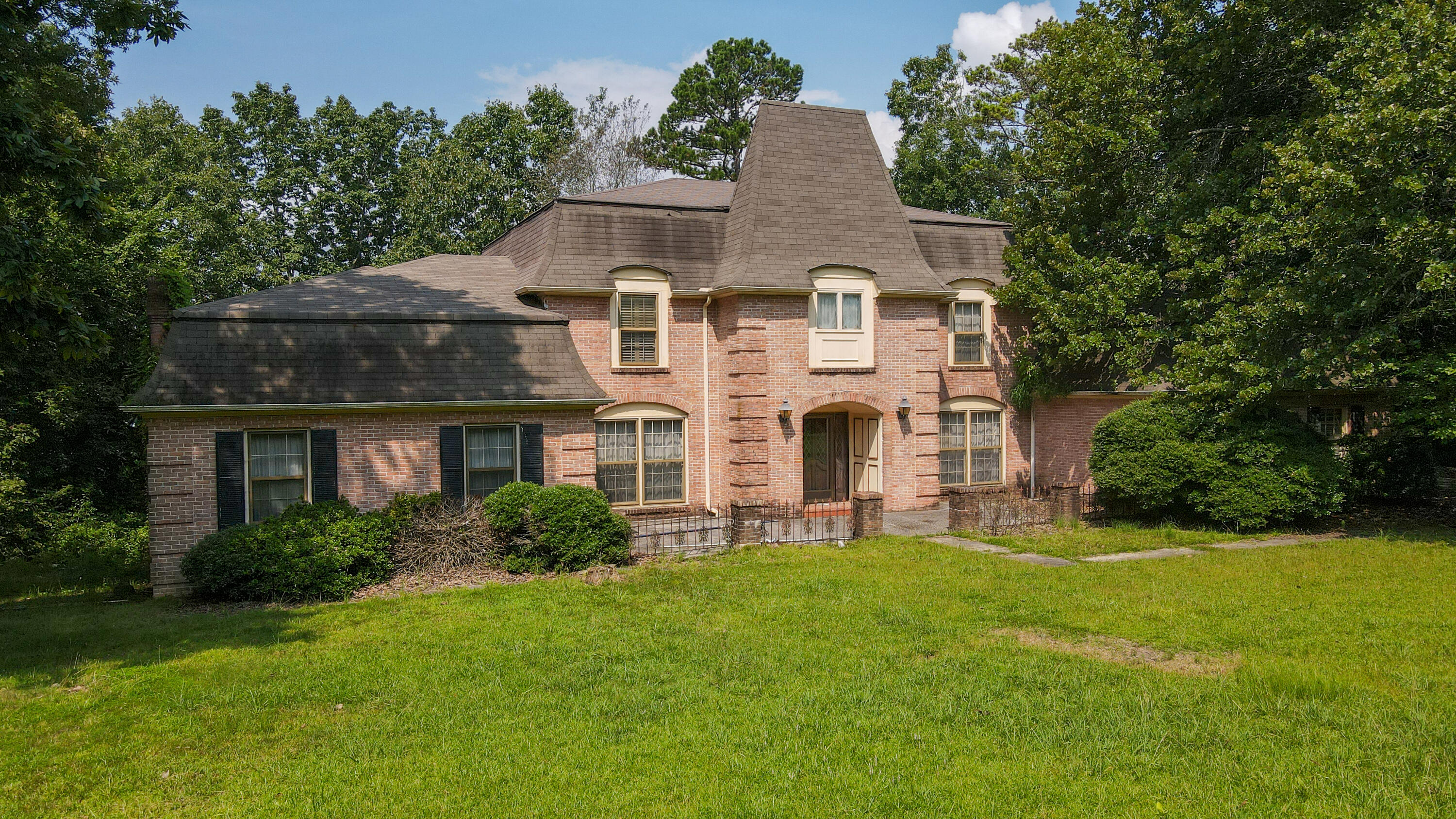 Main Photo