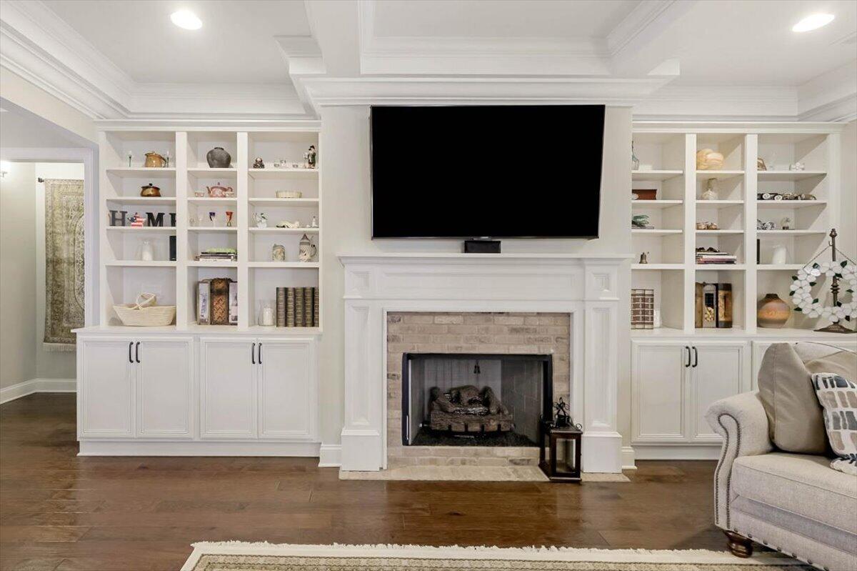 7378 Chimney Rock Trail