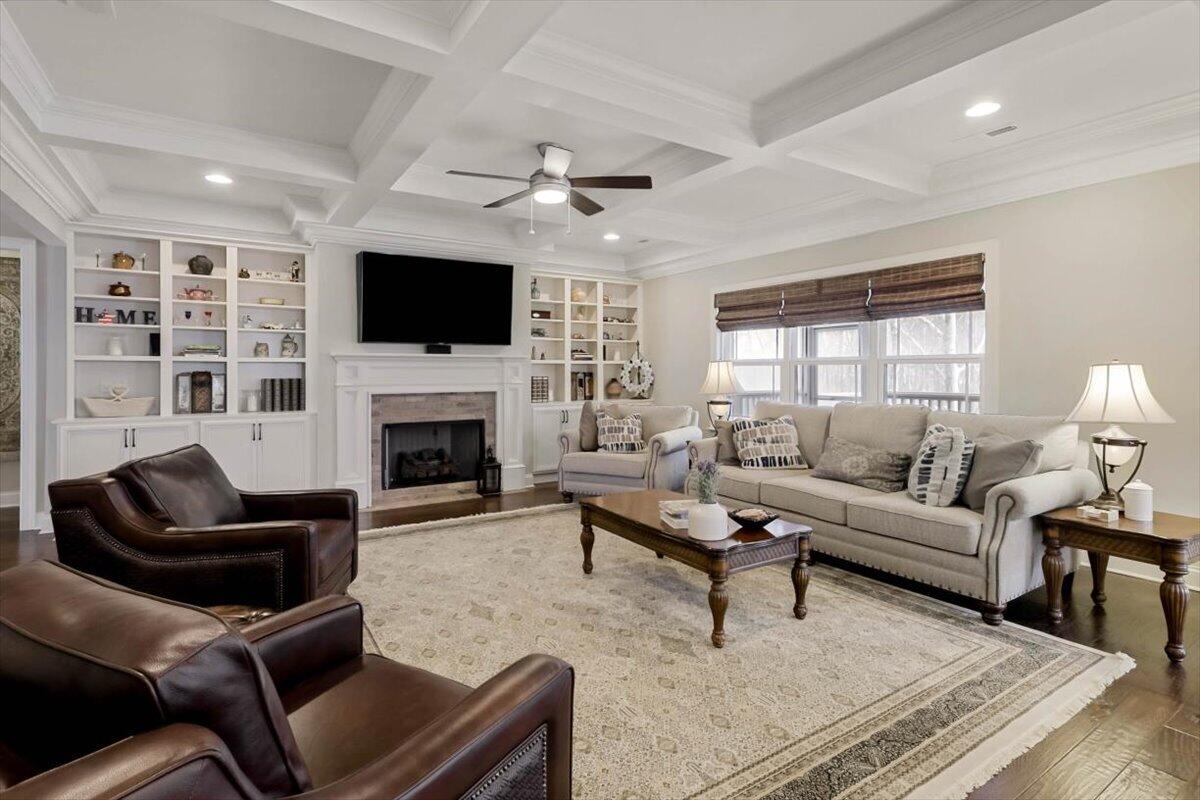 7378 Chimney Rock Trail