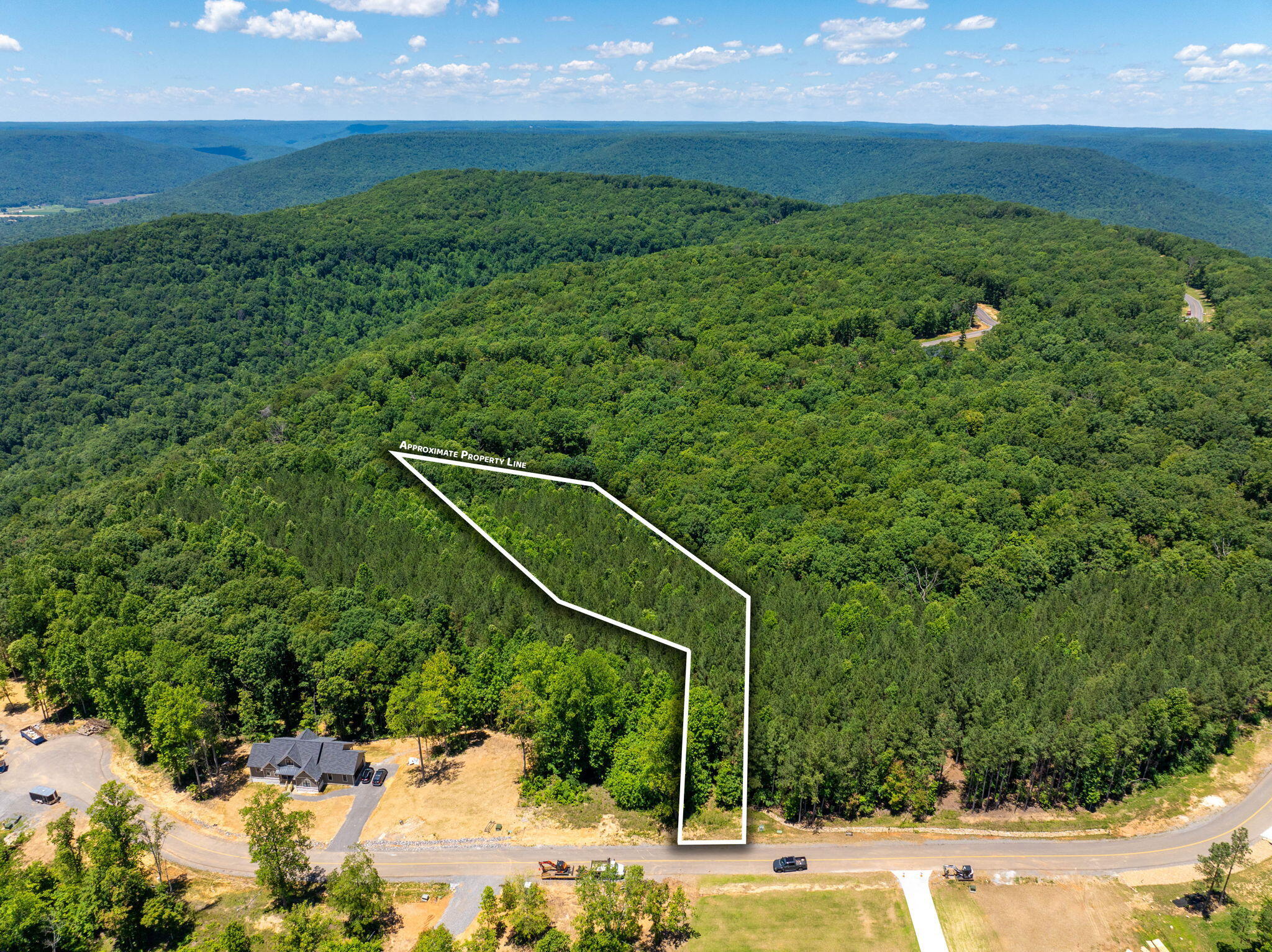 464 Moonlight Lane, Jasper, Tennessee image 1