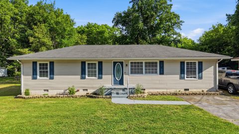 Photo of 1320 Gadd Road, Hixson, TN 37343 (MLS # 1534318)