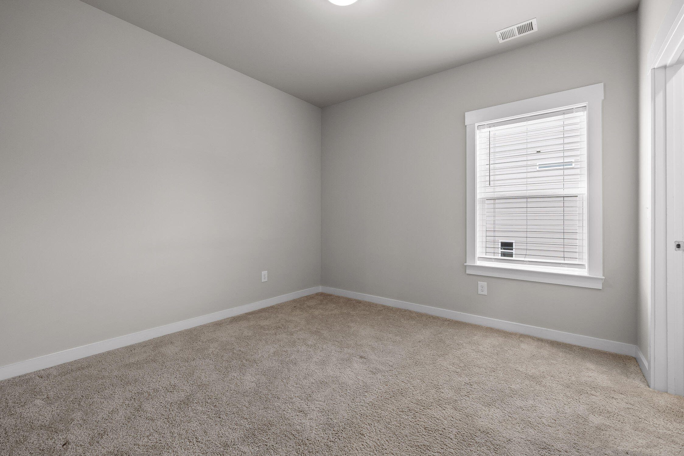 Ooltewah, Tennessee 37363, United States, 4 Bedrooms Bedrooms, ,3 BathroomsBathrooms,Residential,Active,2590