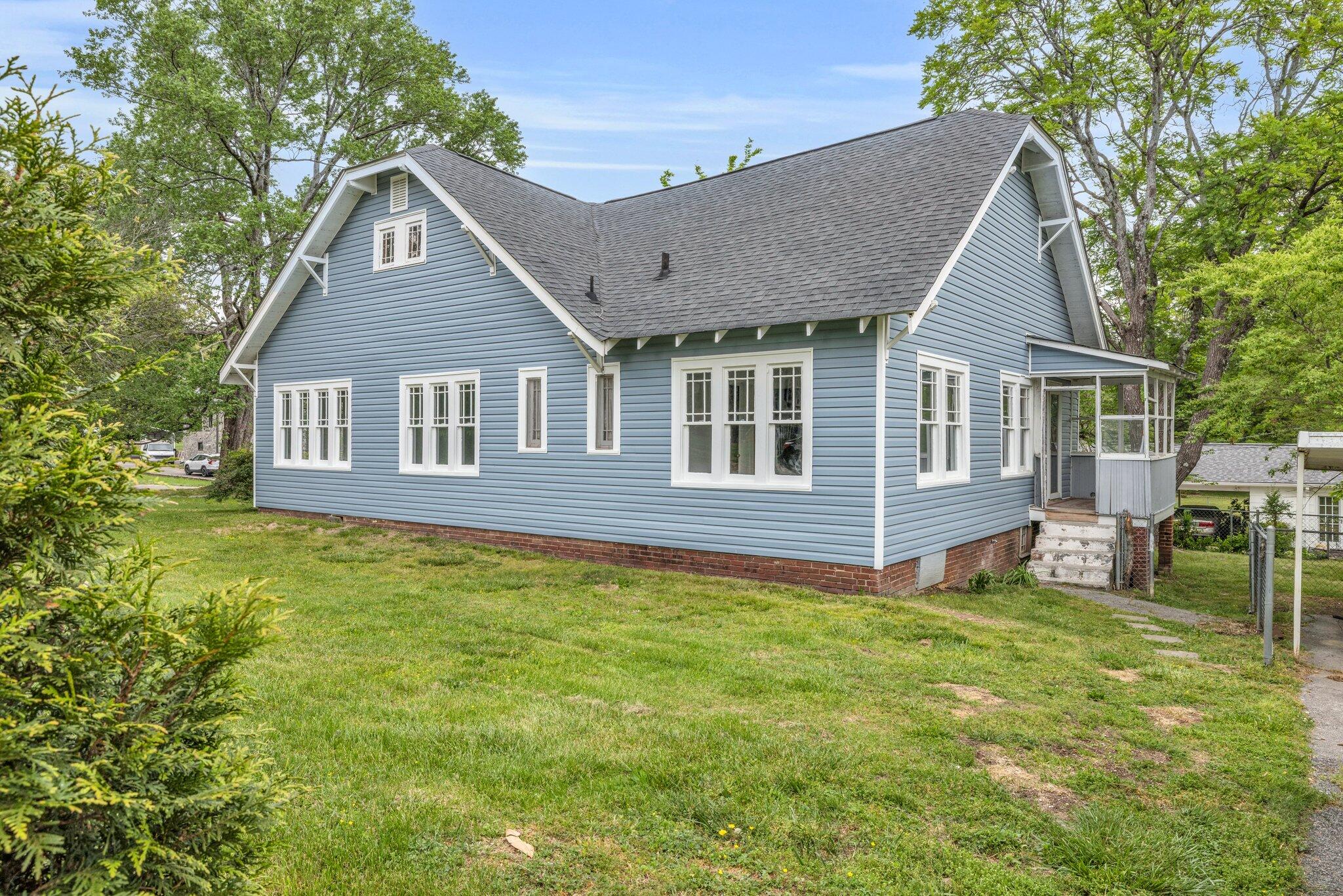 214 Thornton Avenue, Chattanooga, Tennessee image 2