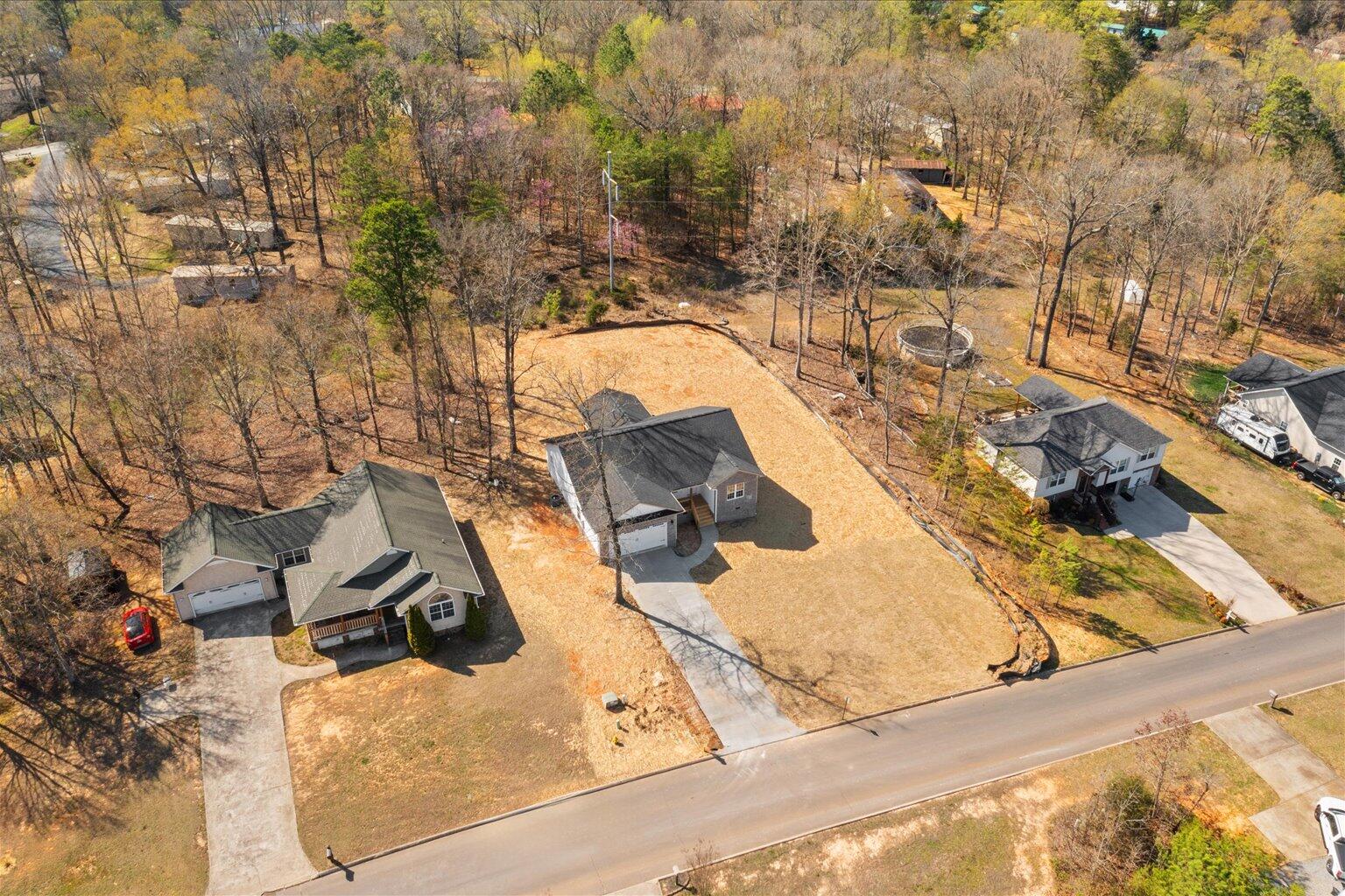 118 Earls Way, Chatsworth, Georgia image 3