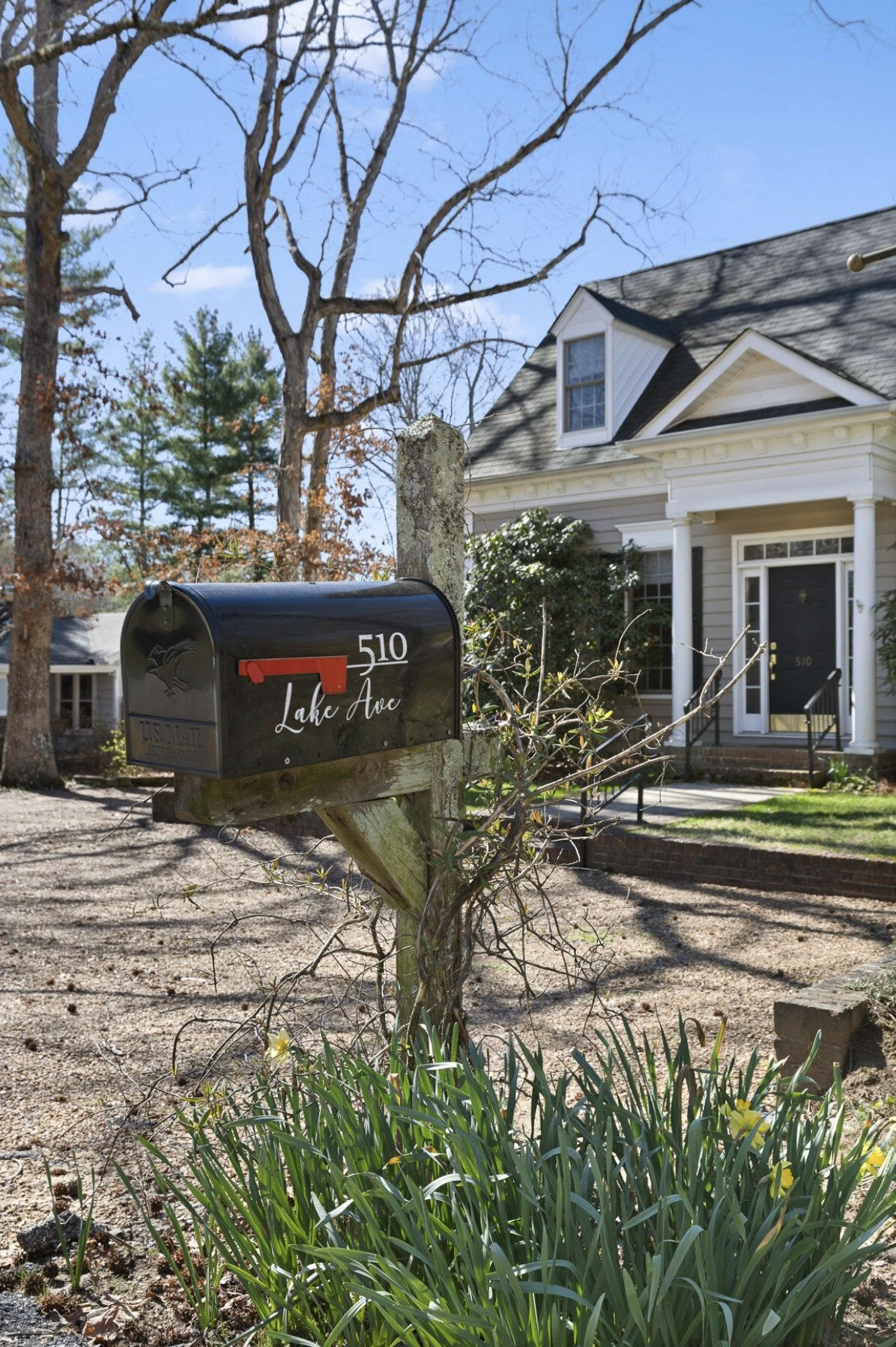 510 Lake Avenue, Signal Mountain, Tennessee image 4