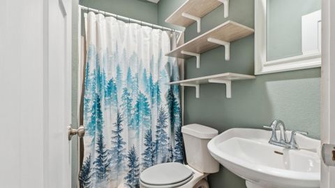 Tiny photo for 8 W Eighth Street, Chickamauga, GA 30707 (MLS # 1526557)