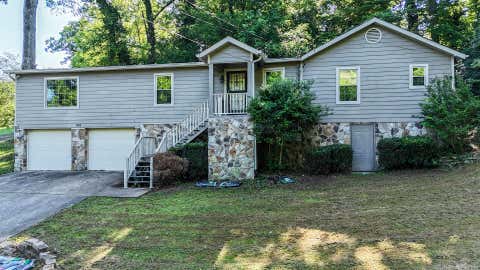 Homes For Sale - 309 W Crest Road<br/> Walker County, Rossville, GA 30741