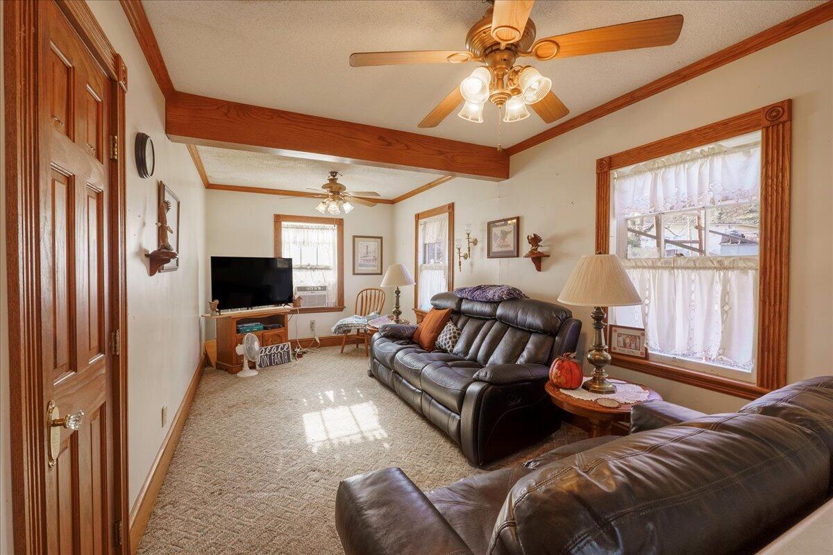 1016 Holly Avenue, South Pittsburg, Tennessee image 11