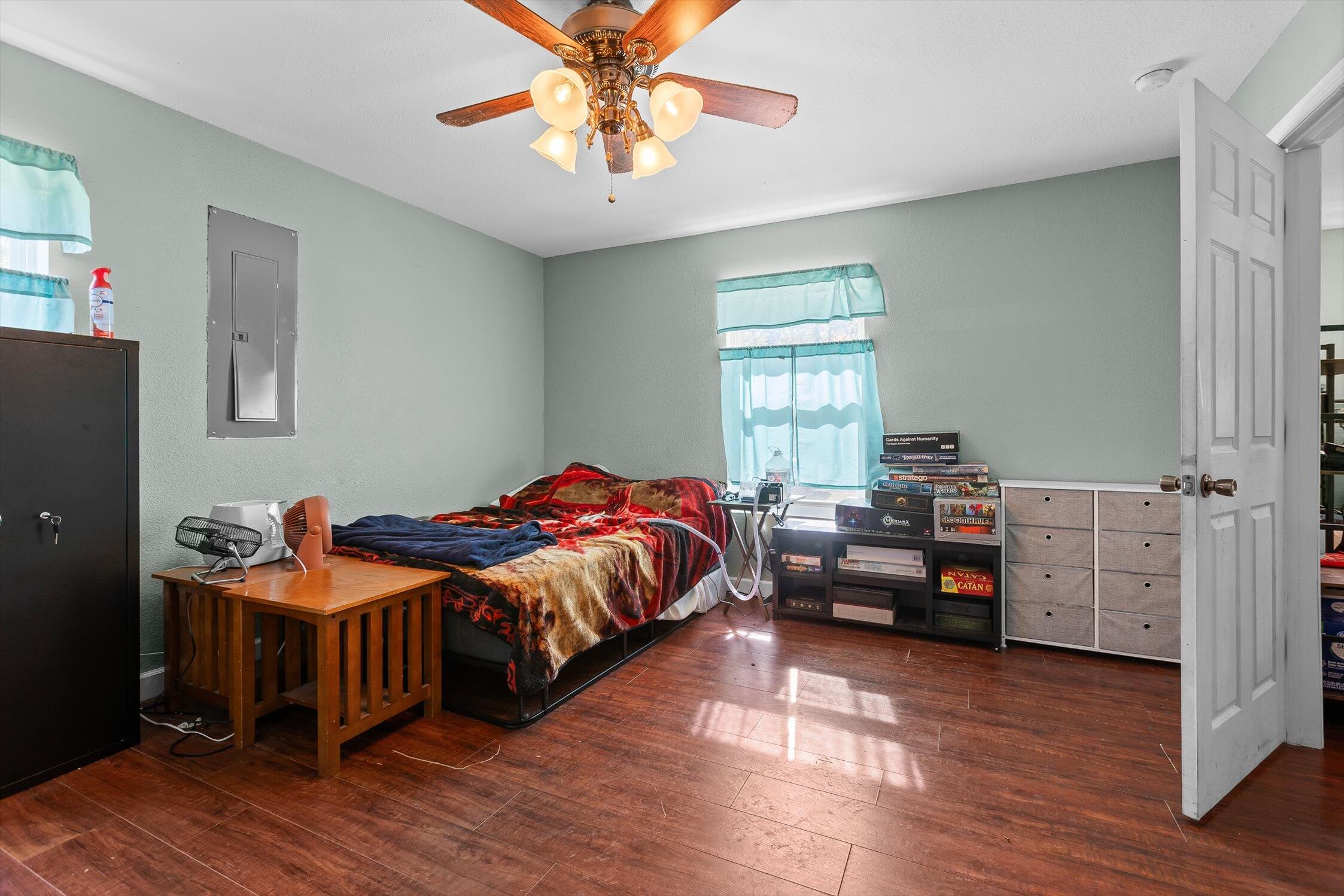 Whitwell, Tennessee 37397, United States, 3 Bedrooms Bedrooms, ,2 BathroomsBathrooms,Residential,Active,230651