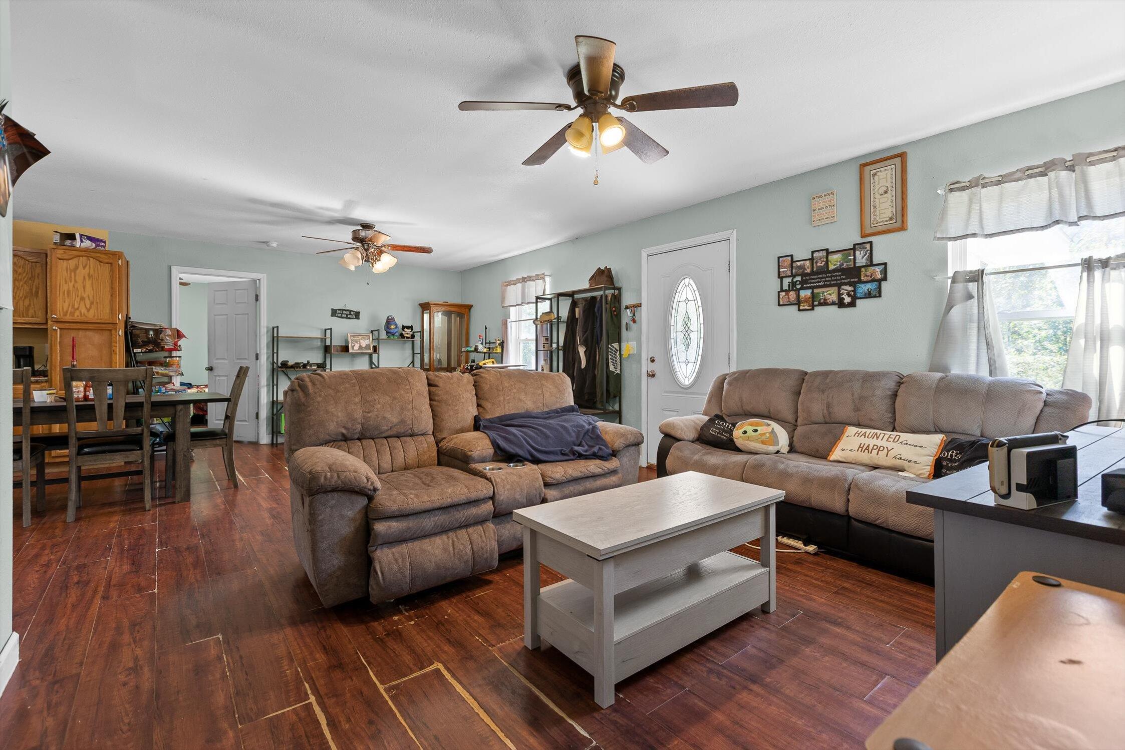 Whitwell, Tennessee 37397, United States, 3 Bedrooms Bedrooms, ,2 BathroomsBathrooms,Residential,Active,230651