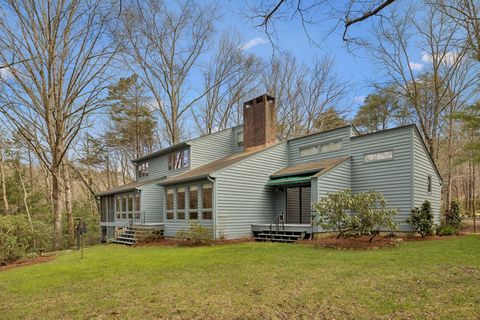 Photo of 2429 Boston Branch Circle, Signal Mountain, TN 37377 (MLS # 1530366)