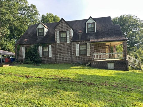 Homes For Sale - 525 Hedgewood Drive<br/> Chattanooga, TN 37405