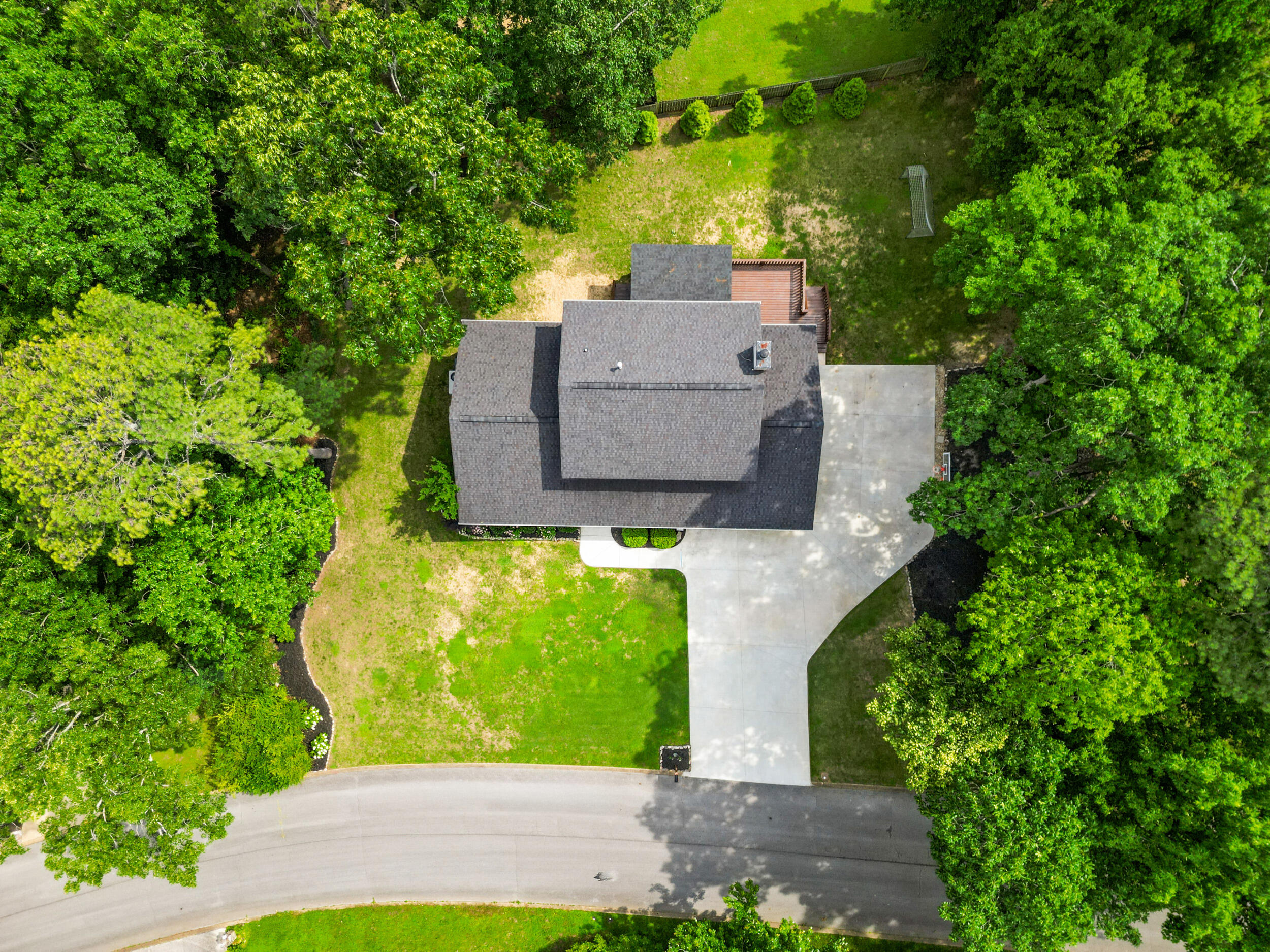 8708 Misty Hollow Lane, Chattanooga, Tennessee image 41