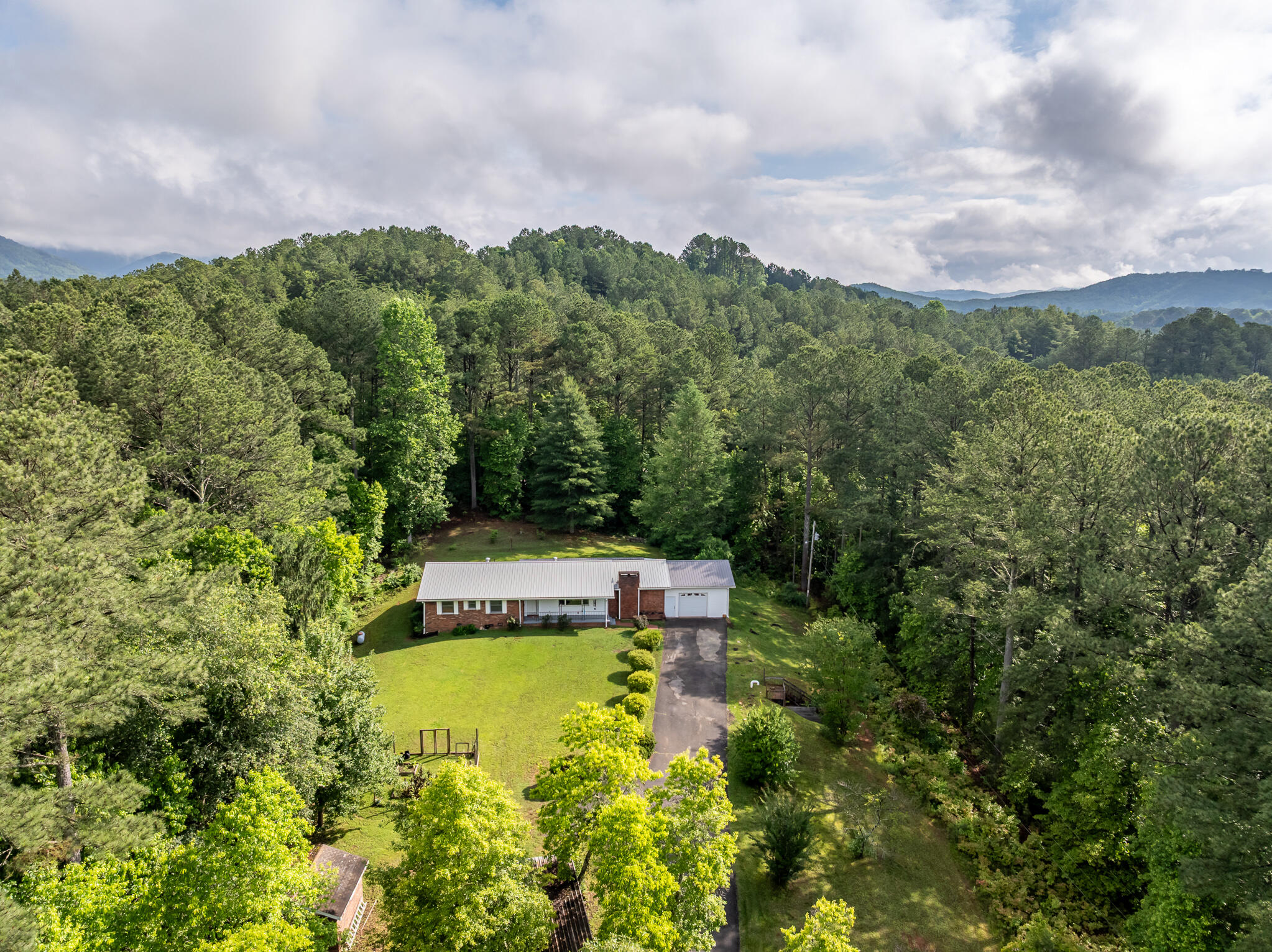 365 Cherokee Trail, Copperhill, Tennessee image 49