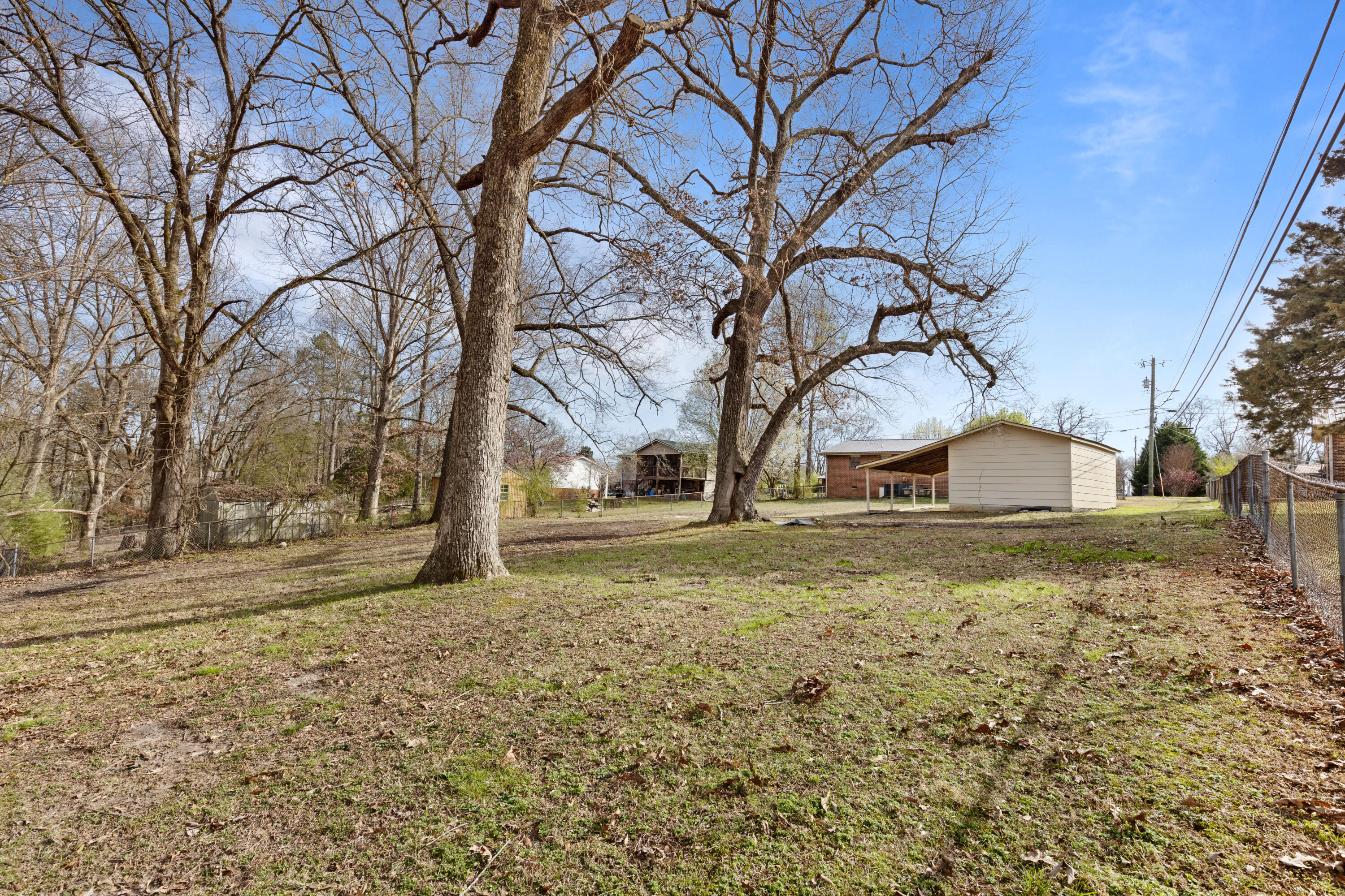 2430 N Shore Acres Road, Soddy Daisy, Tennessee image 6