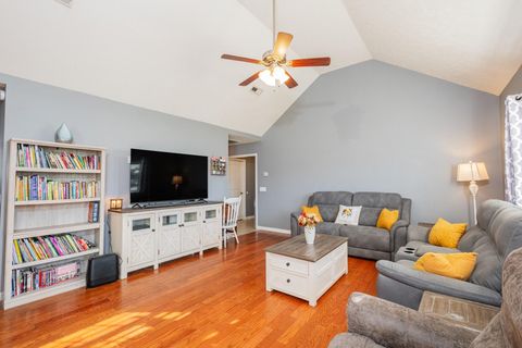 Tiny photo for 118 Hamilton Court, Manchester, TN 37355 (MLS # 1528213)