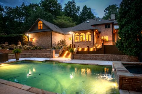 Photo of 72 Cool Springs Road, Signal Mountain, TN 37377 (MLS # 1516876)