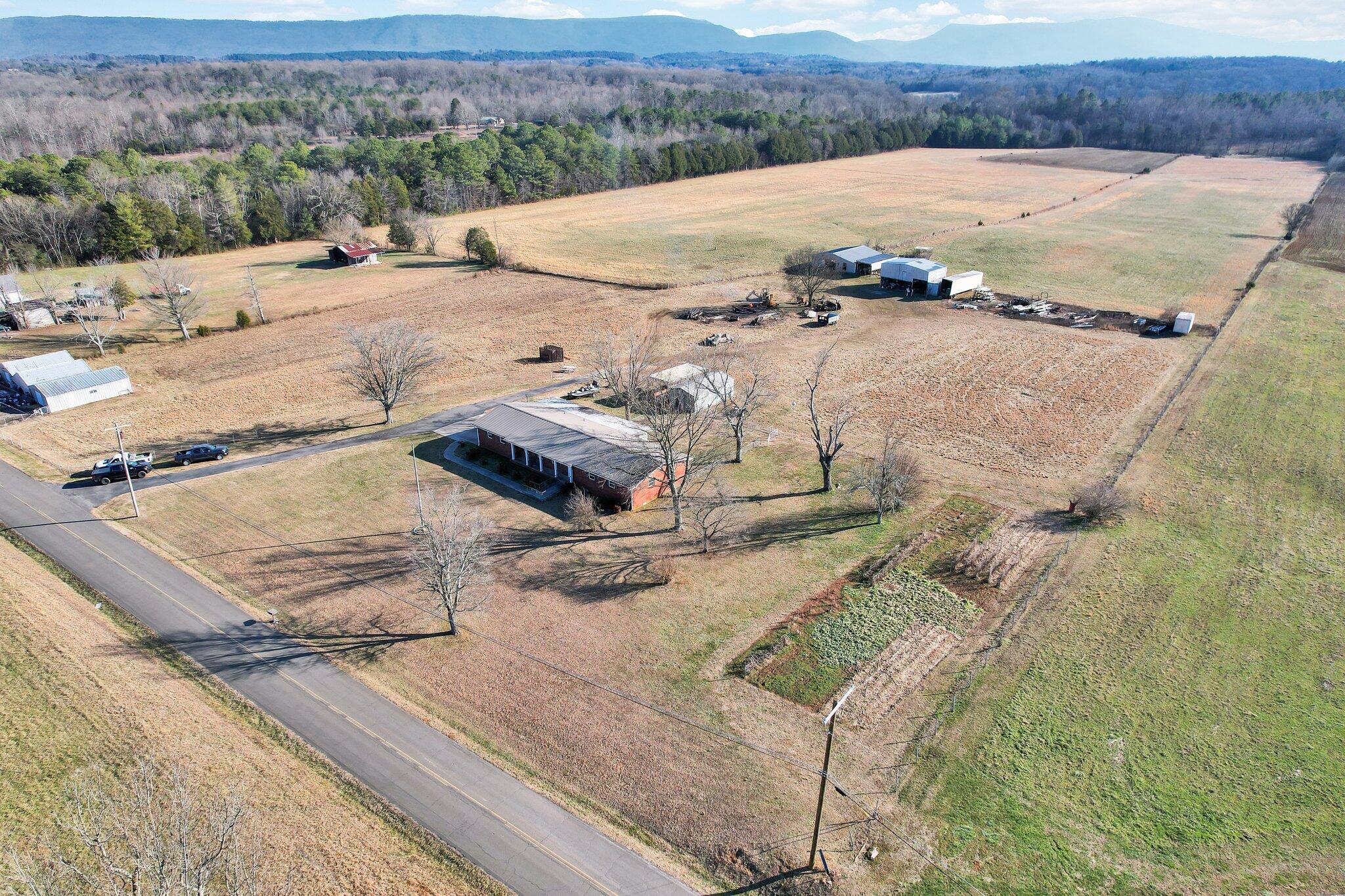 570 County Road 660, Etowah, Tennessee image 37