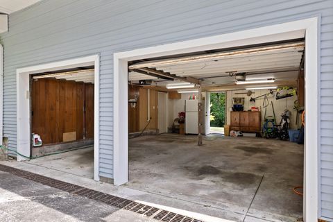 Tiny photo for 1702 James Boulevard, Signal Mountain, TN 37377 (MLS # 1518977)