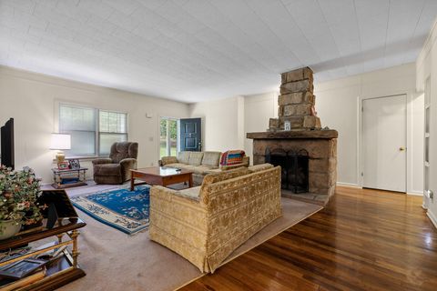 Tiny photo for 1702 James Boulevard, Signal Mountain, TN 37377 (MLS # 1518977)