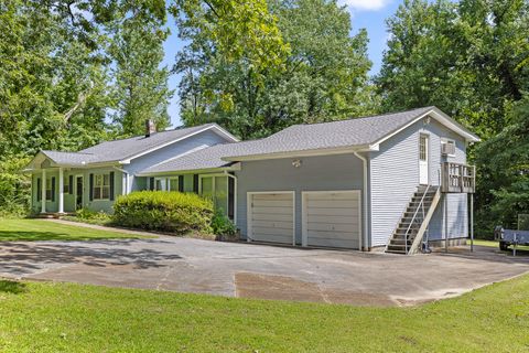 Tiny photo for 1702 James Boulevard, Signal Mountain, TN 37377 (MLS # 1518977)