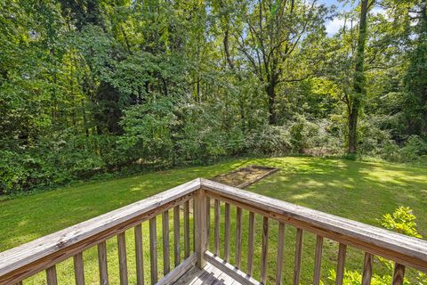 Tiny photo for 1702 James Boulevard, Signal Mountain, TN 37377 (MLS # 1518977)