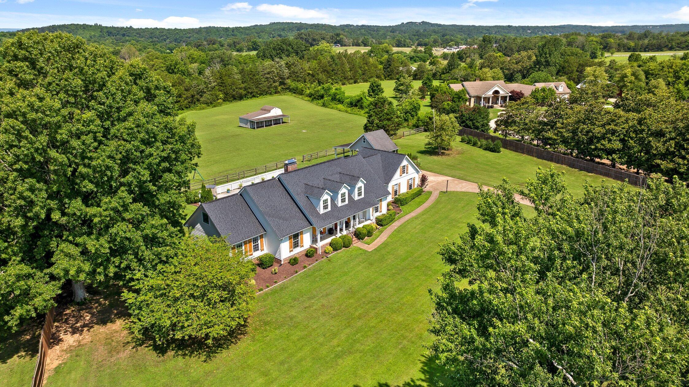 389 Pleasant View Drive