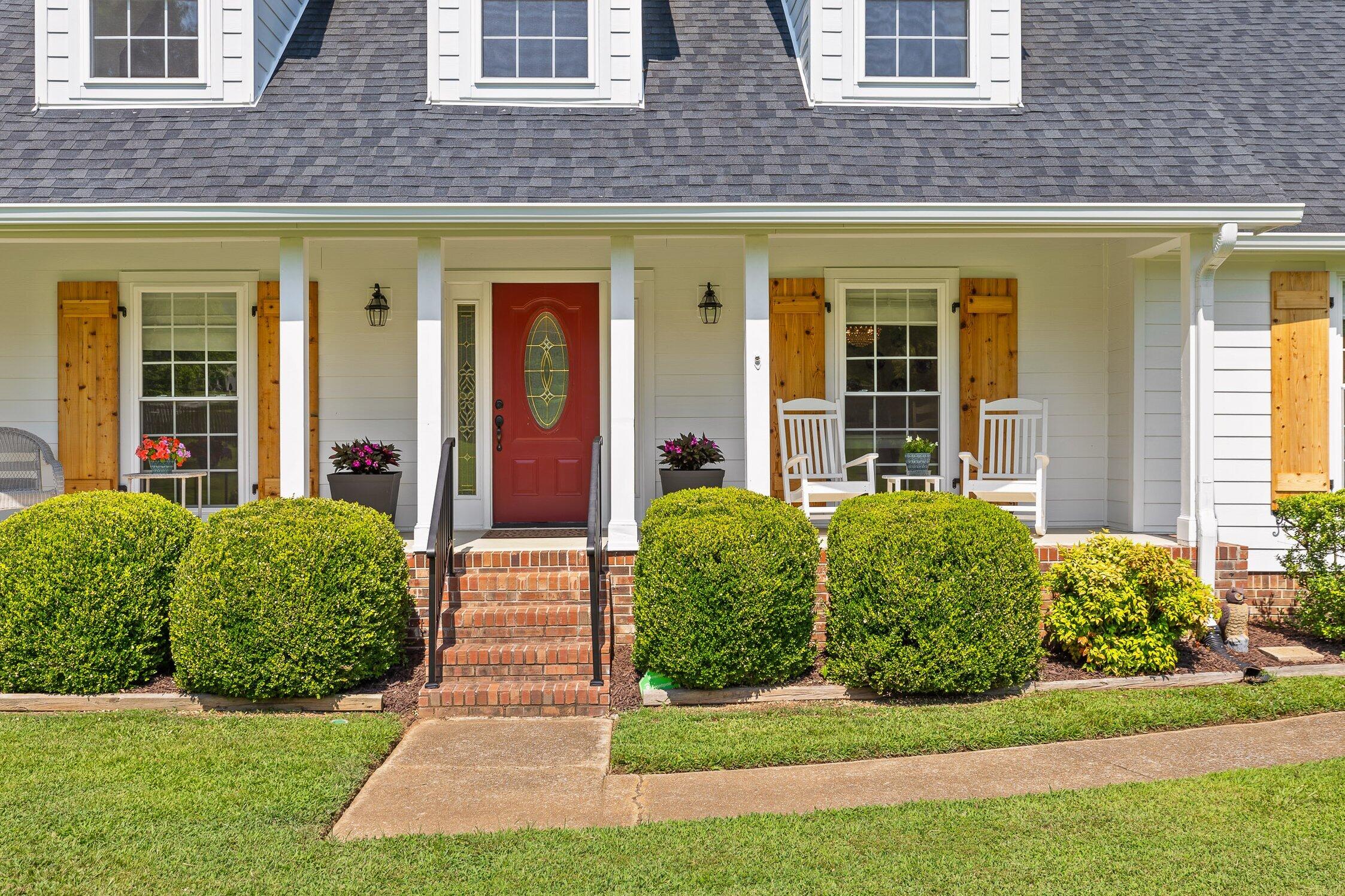 389 Pleasant View Drive
