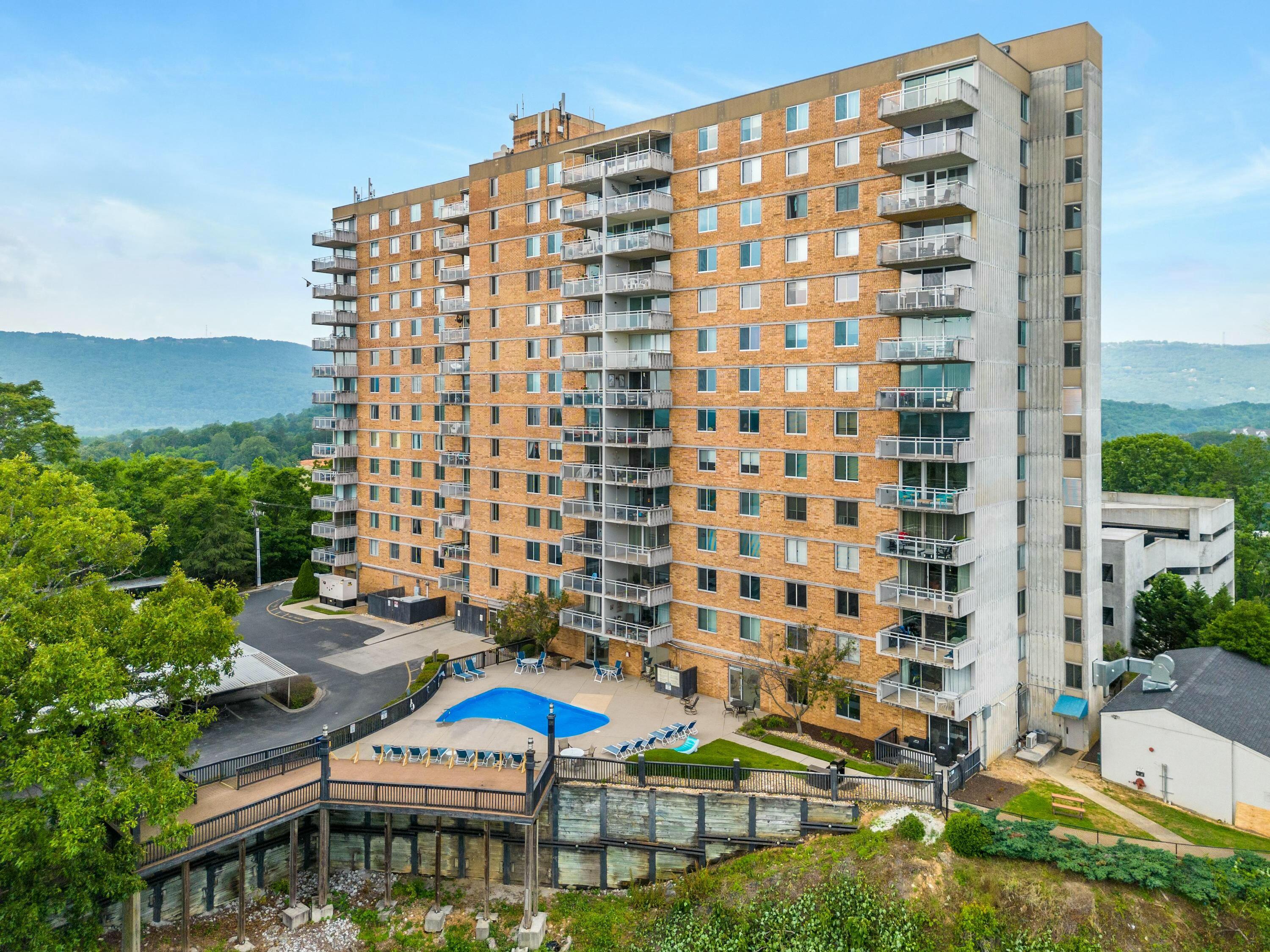 1131 Stringers Ridge Road #1P, Chattanooga, Tennessee image 4