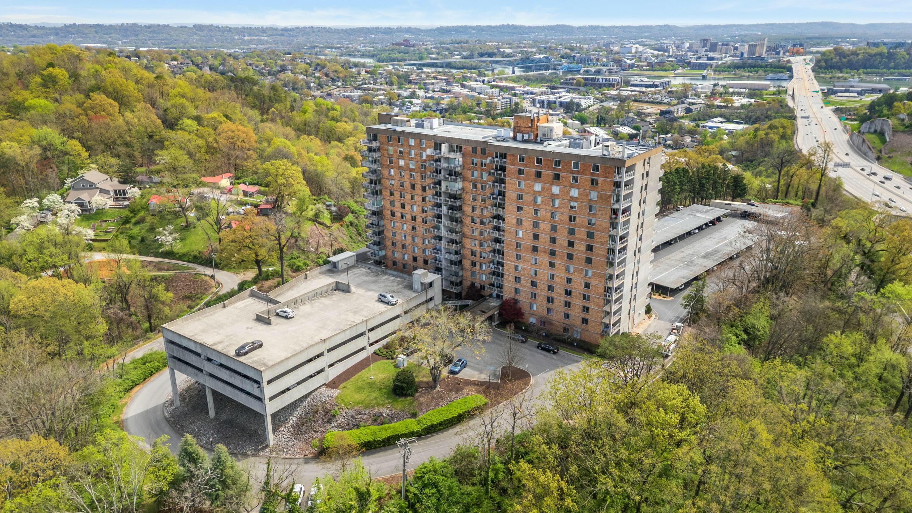 1131 Stringers Ridge Road #1P, Chattanooga, Tennessee image 2