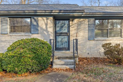 Tiny photo for 517 Randall Street, Hixson, TN 37343 (MLS # 1525922)