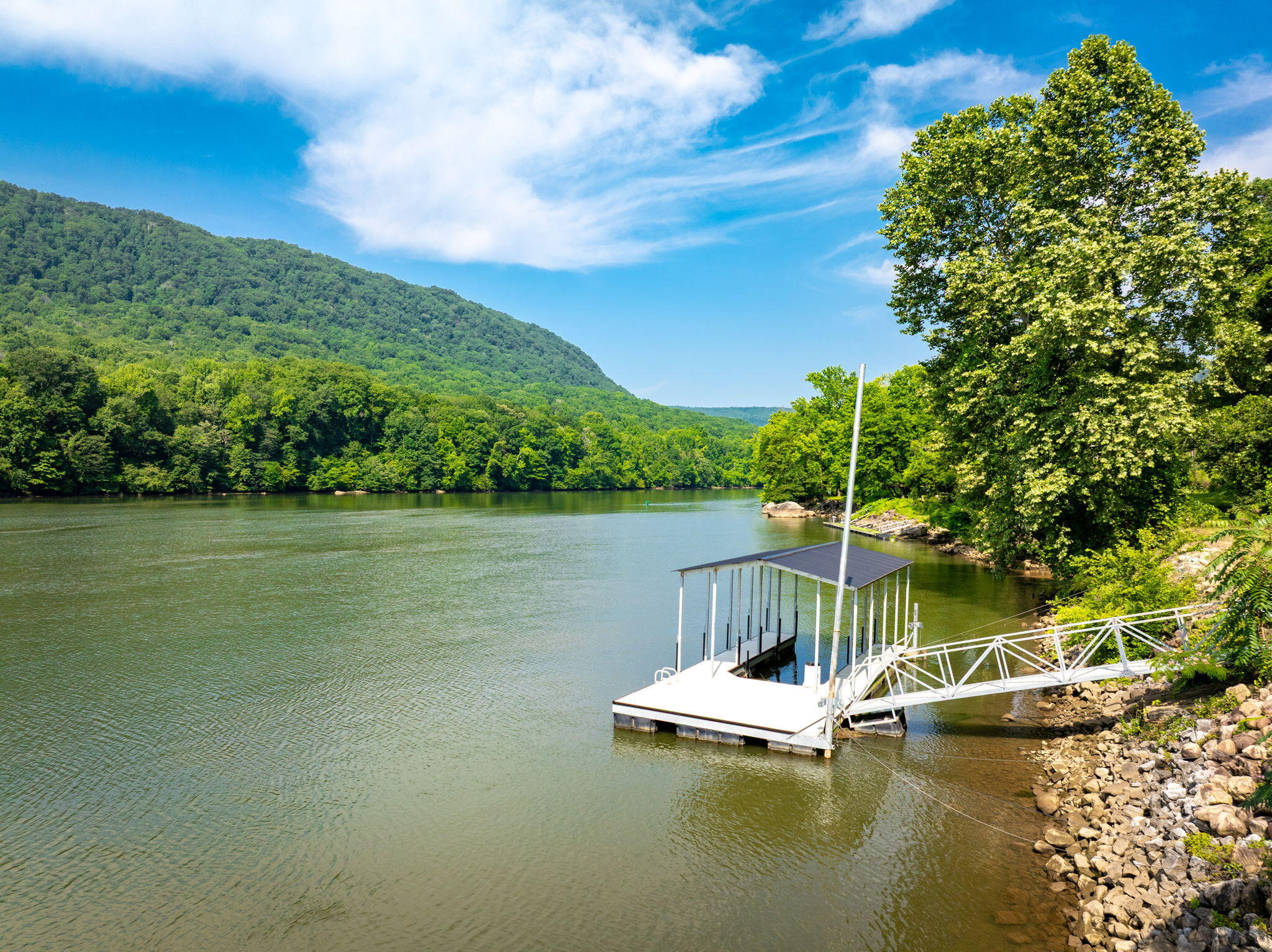 2430 Suck Creek Road, Chattanooga, Tennessee image 22