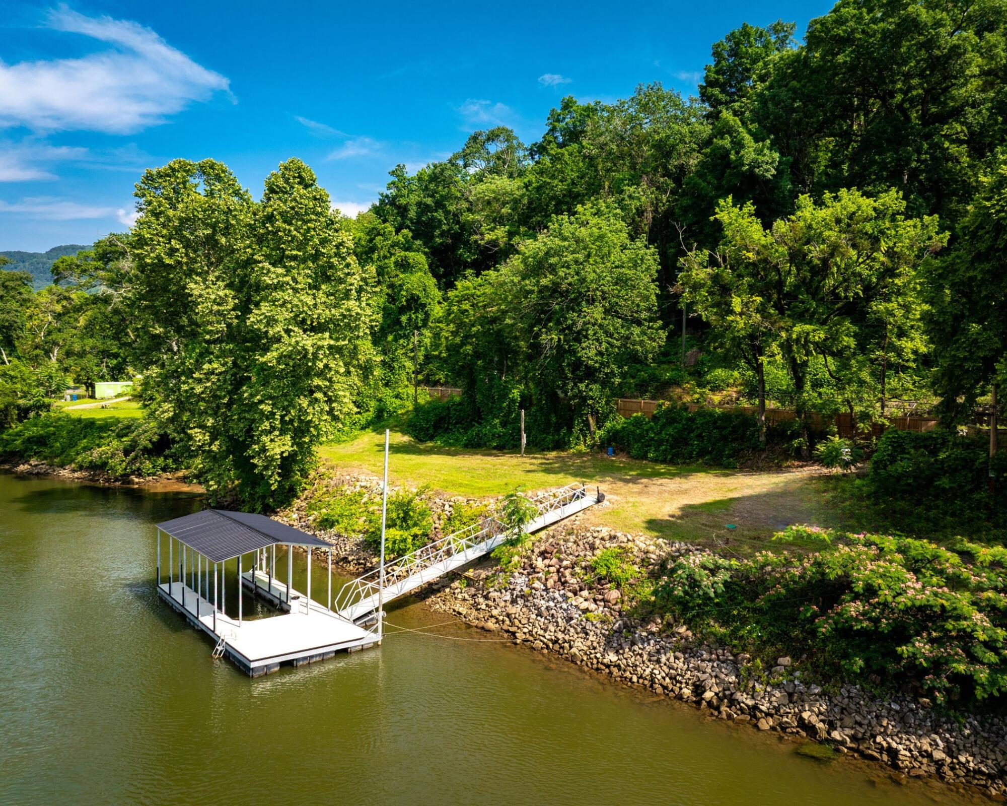 2430 Suck Creek Road, Chattanooga, Tennessee image 24