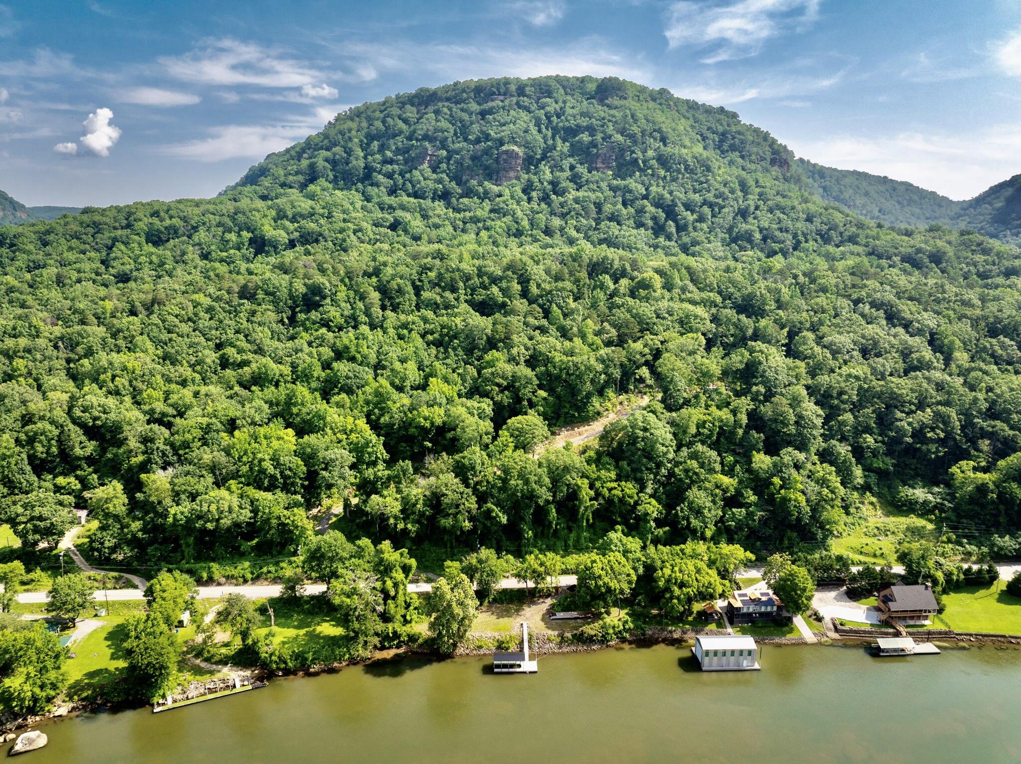 2430 Suck Creek Road, Chattanooga, Tennessee image 17