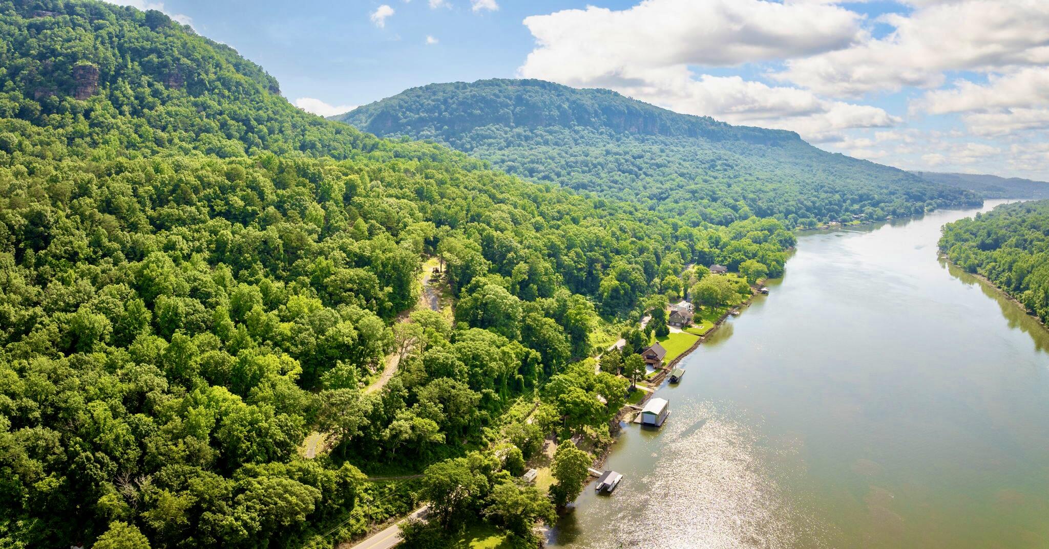 2430 Suck Creek Road, Chattanooga, Tennessee image 13