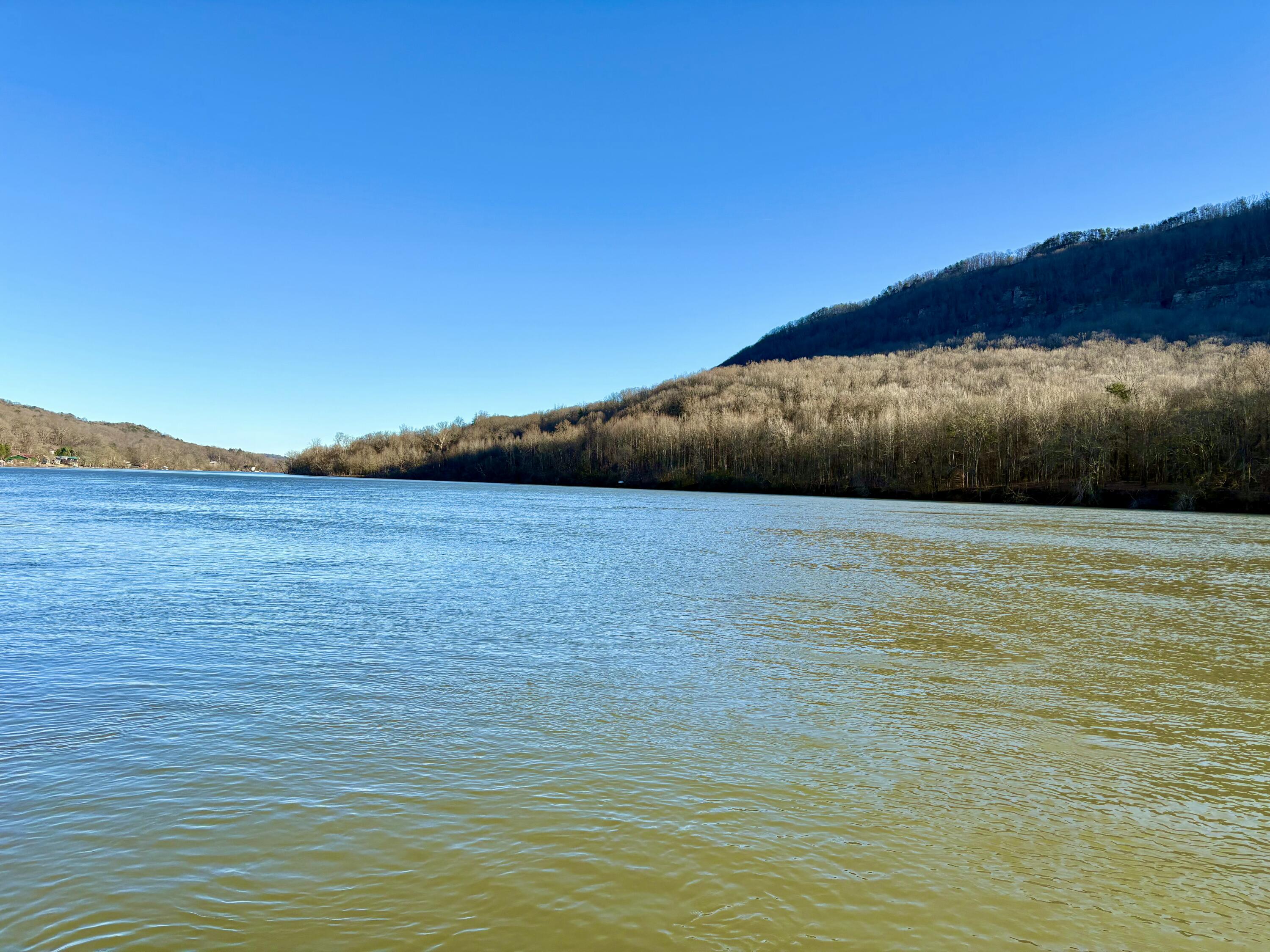 2430 Suck Creek Road, Chattanooga, Tennessee image 3