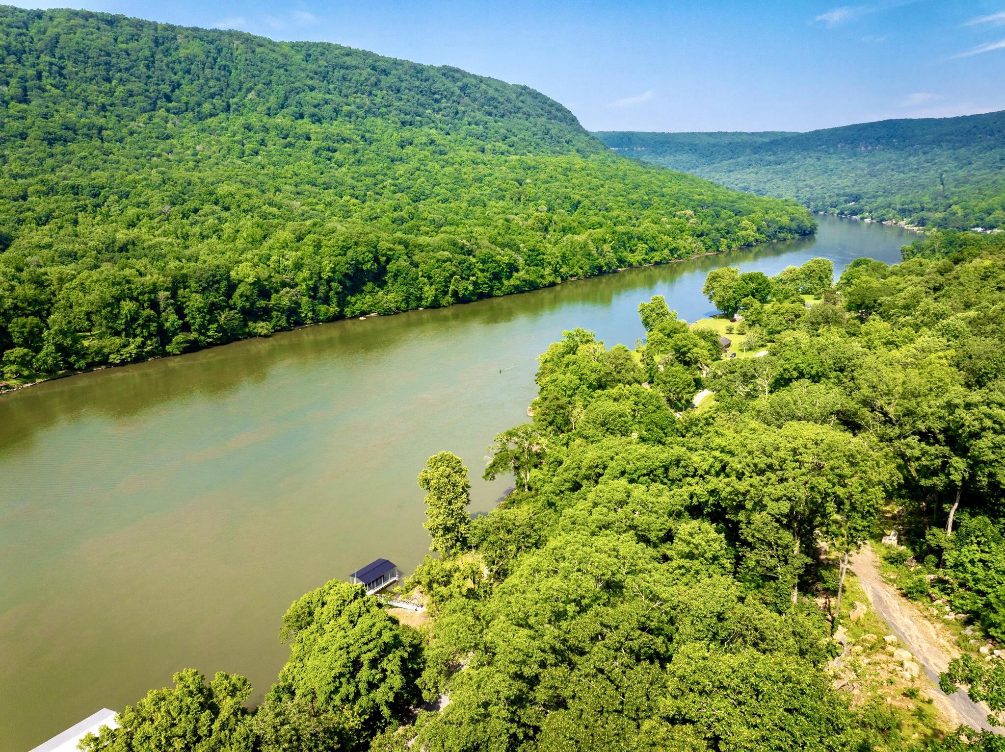 2430 Suck Creek Road, Chattanooga, Tennessee image 10