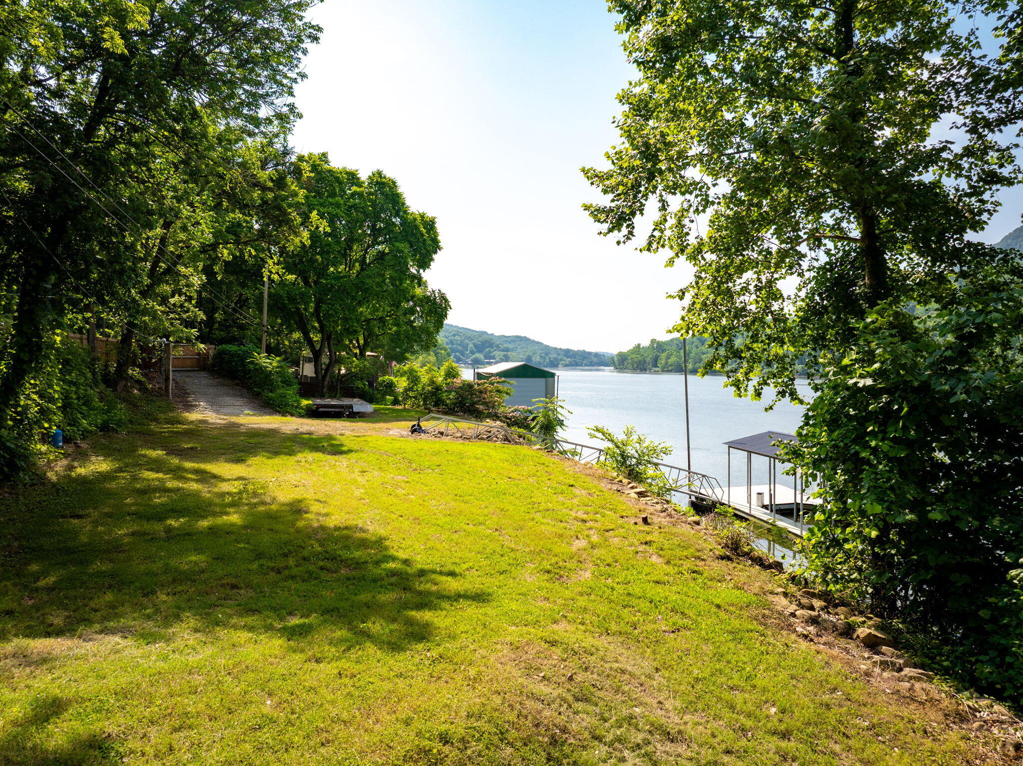 2430 Suck Creek Road, Chattanooga, Tennessee image 15