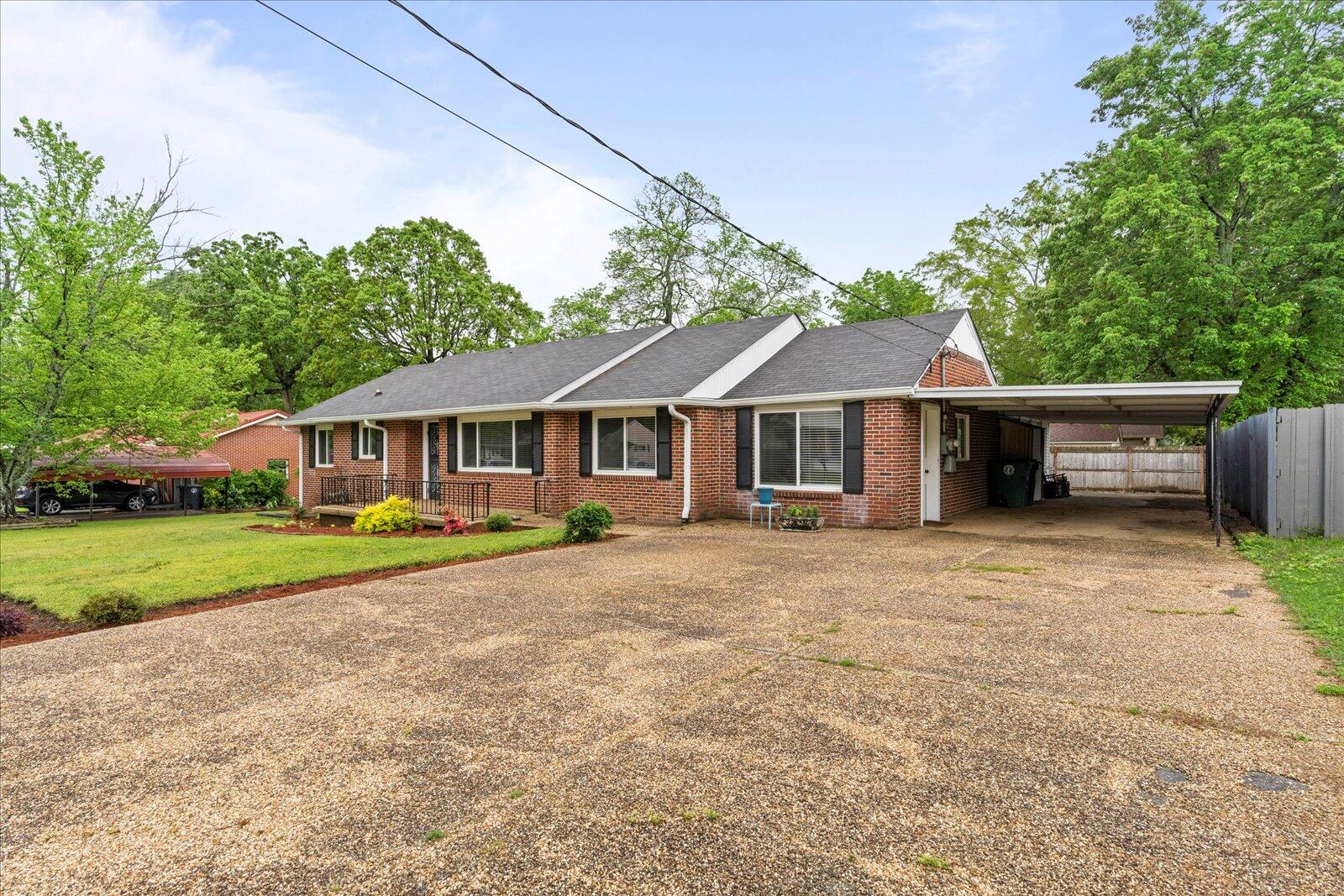 5008 Newport Drive, Chattanooga, Tennessee image 2