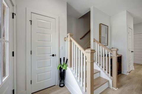 Tiny photo for 2439 Twill Place, Chattanooga, TN 37404 (MLS # 1527163)