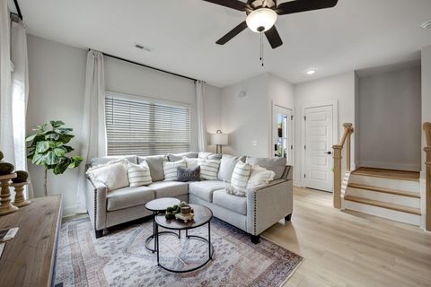 Tiny photo for 2439 Twill Place, Chattanooga, TN 37404 (MLS # 1527163)