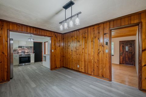 Tiny photo for 4116 Grand Avenue, Chattanooga, TN 37410 (MLS # 1527665)