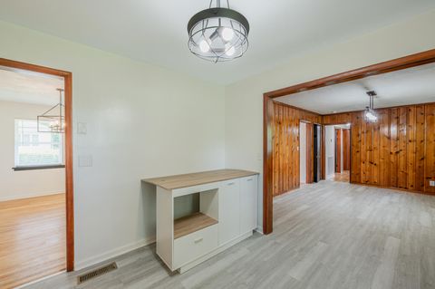 Tiny photo for 4116 Grand Avenue, Chattanooga, TN 37410 (MLS # 1527665)