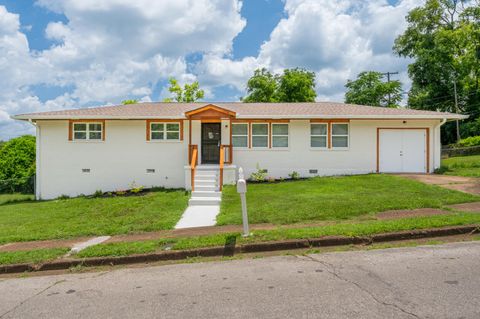 Photo of 4116 Grand Avenue, Chattanooga, TN 37410 (MLS # 1527665)