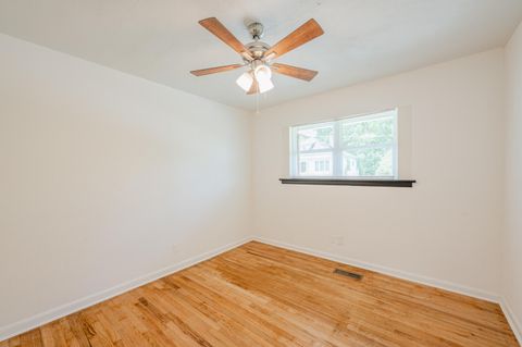 Tiny photo for 4116 Grand Avenue, Chattanooga, TN 37410 (MLS # 1527665)